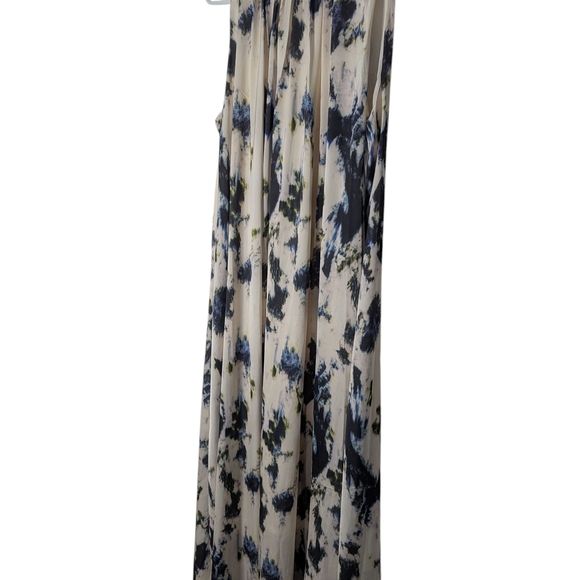 A Lady 100% Silk Maxi Sleeveless Dress - Picture 10 of 15